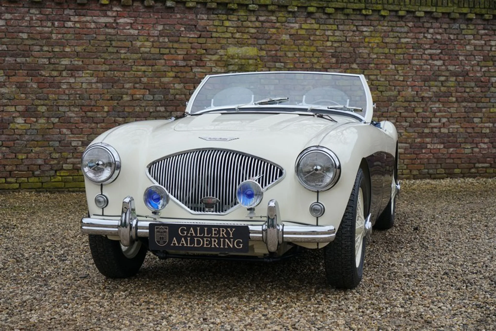 1955 Austin-Healey 100 BN1 100M specification, 25/30