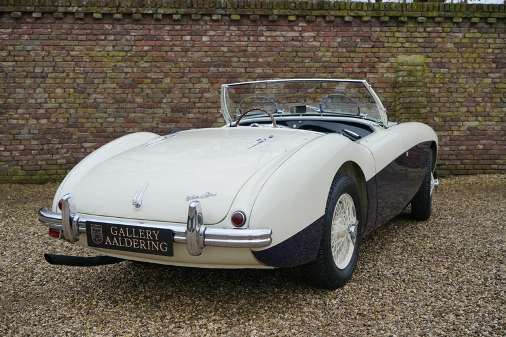 1955 Austin-Healey 100 BN1 100M specification, 29/30