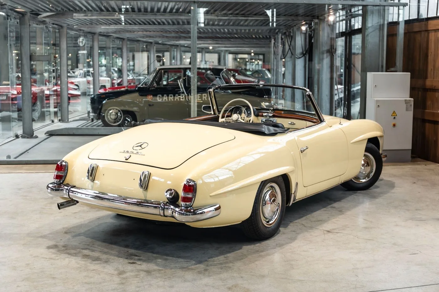 1955 Mercedes-Benz 190 SL Roadster angeboten von einem Fachhändler in Neuss, Deutschland, Foto 3 von 10