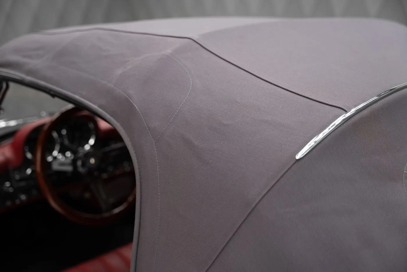 1955 Mercedes-Benz 190 SL Roadster offered by a supercar dealer in Schenefeld, Germany, photo 23 of 25