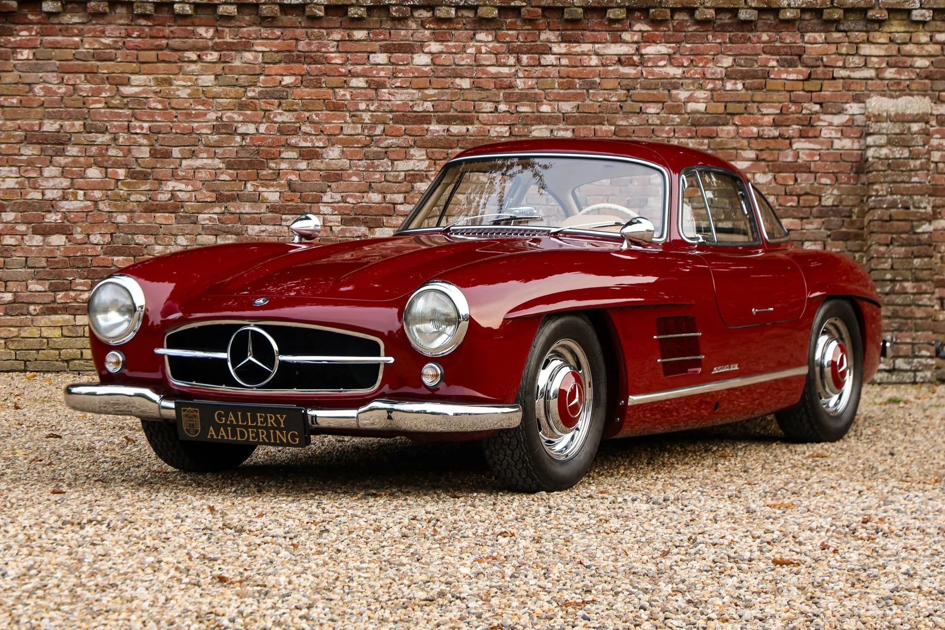 1955 Mercedes-Benz 300 SL Gullwing offered by a specialist dealer in Brummen, Netherlands, main photo