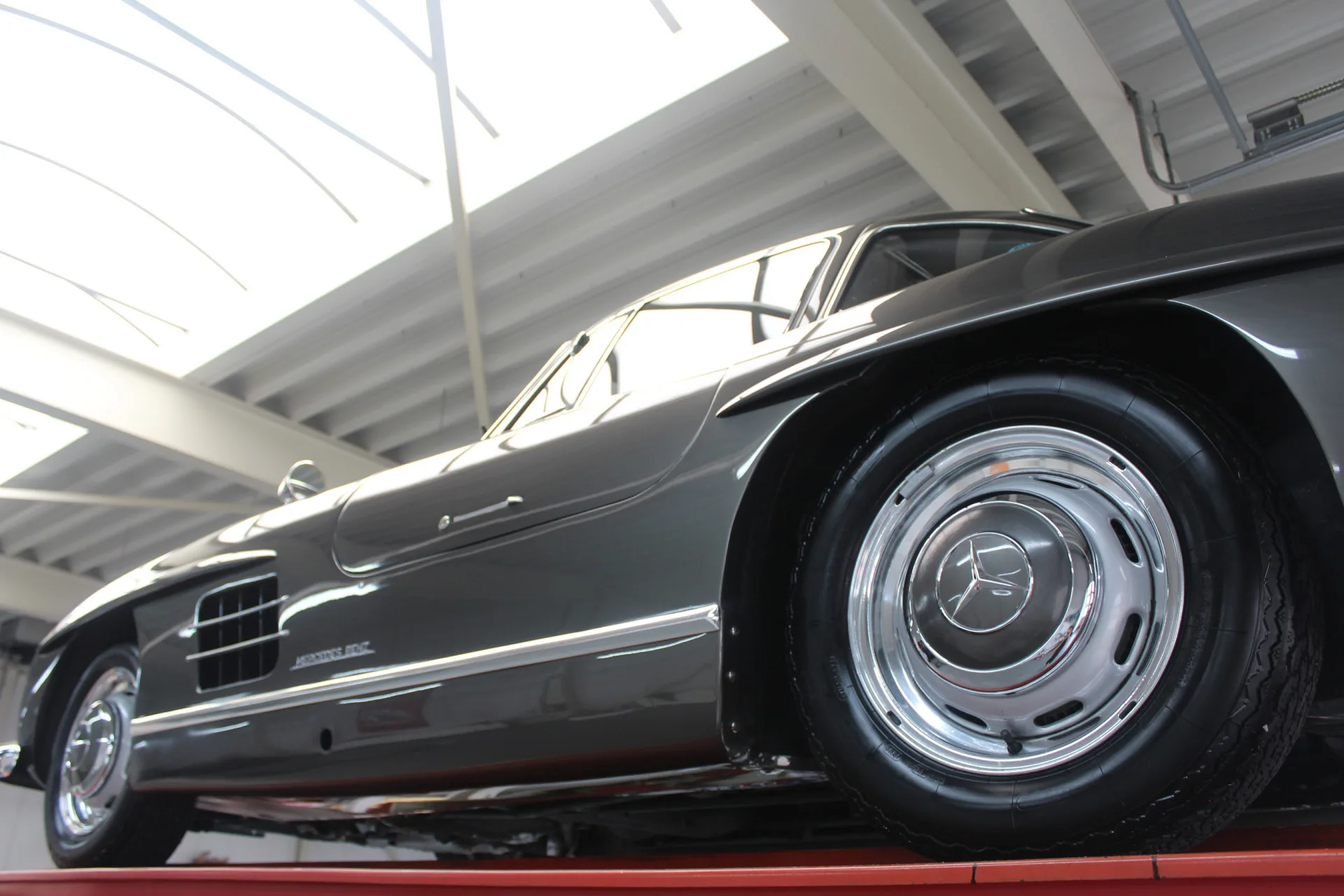 1955 Mercedes-Benz 300 SL Gullwing, 8/30