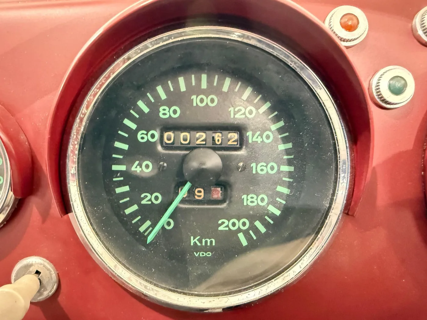 1955 Porsche 356 1500 Cabriolet proposée par un spécialiste de la supercar à Zibido San Giacomo, Italie, photo 14 sur 18