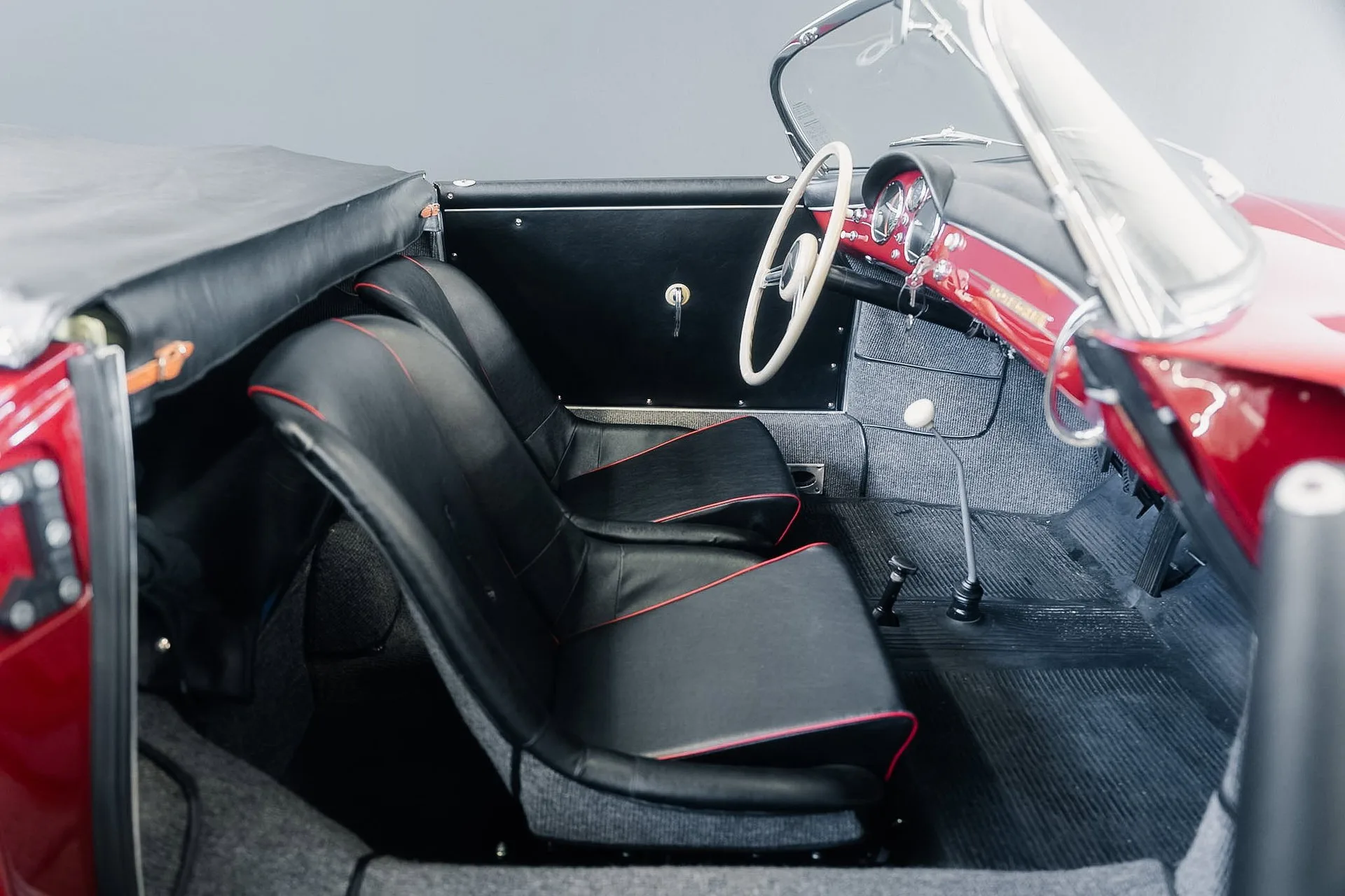 1955 Porsche 356, 10/12