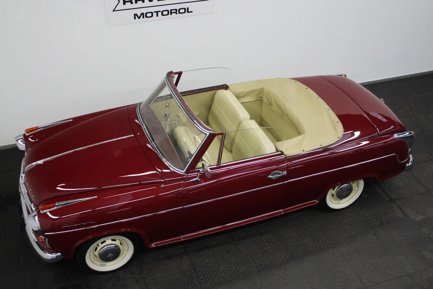 1956 Borgward Isabella Cabriolet angeboten von einem Fachhändler in Nuremberg, Deutschland, Foto 6 von 15