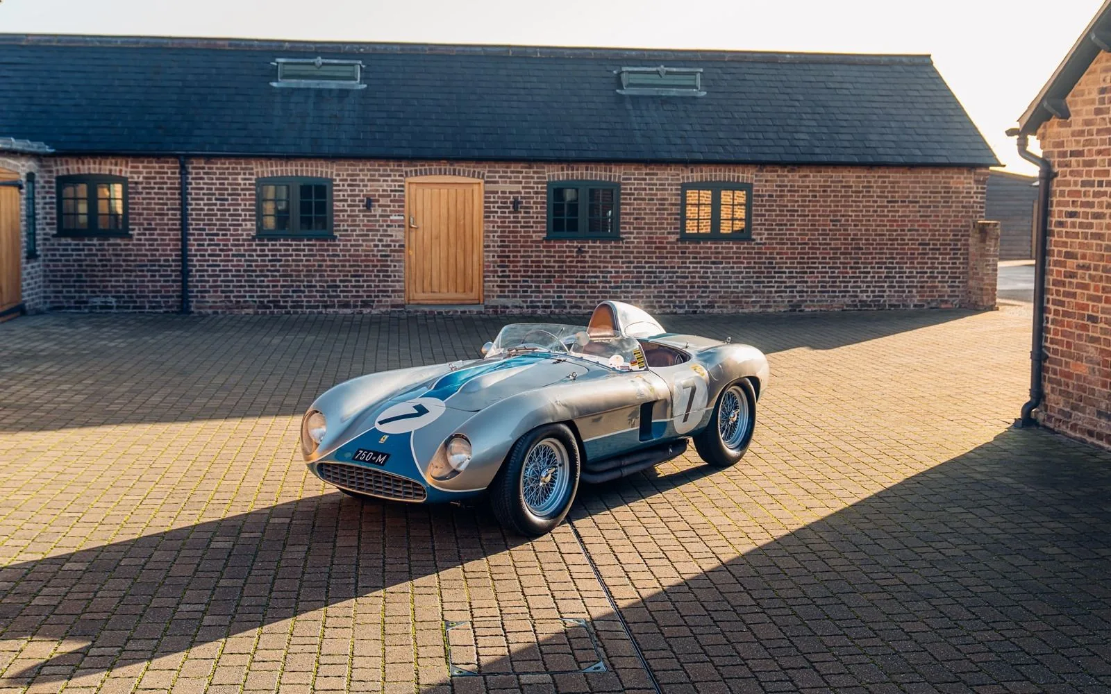 1956 Ferrari 750 Monza Speciale angeboten von einem Fachhändler in Chorleywood, Vereinigtes Königreich, Hauptfoto