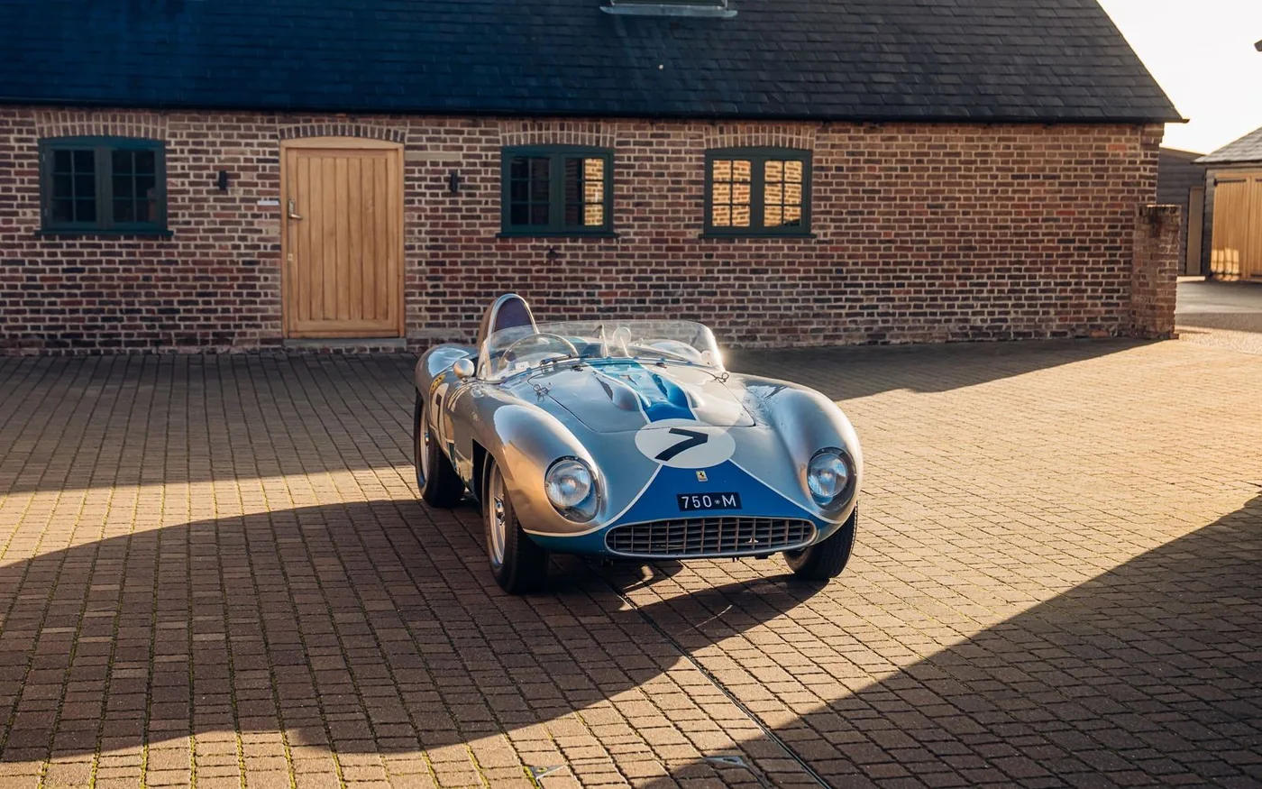 1956 Ferrari 750 Monza Speciale angeboten von einem Fachhändler in Chorleywood, Vereinigtes Königreich, Foto 9 von 15