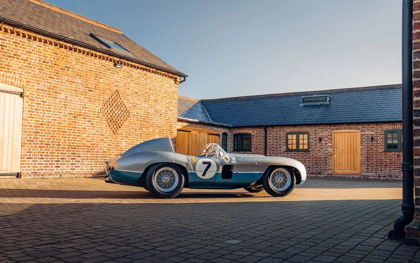 1956 Ferrari 750 Monza Speciale angeboten von einem Fachhändler in Chorleywood, Vereinigtes Königreich, Foto 12 von 15