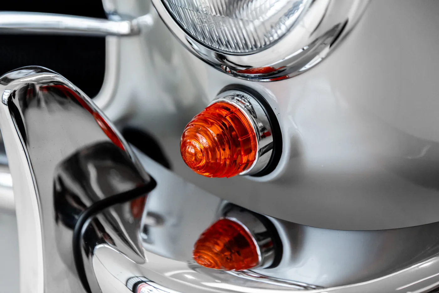 1956 Mercedes-Benz 190 SL offered by a specialist dealer in Hengelo, Netherlands, photo 15 of 15