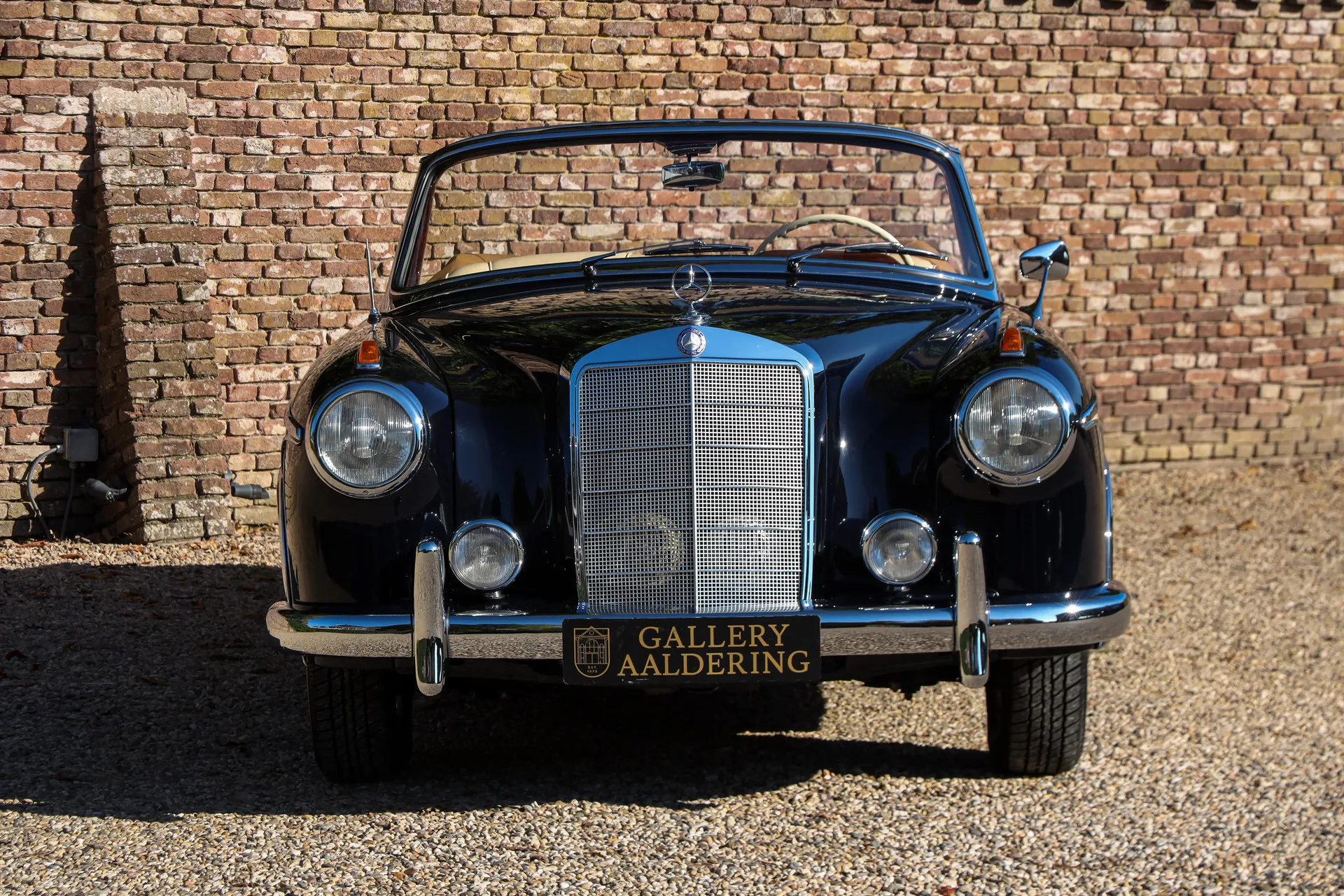 1956 Mercedes-Benz 220 S Cabriolet, 5/30