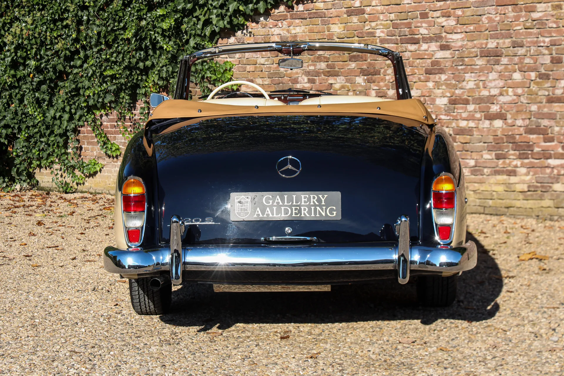1956 Mercedes-Benz 220 S Cabriolet, 6/30