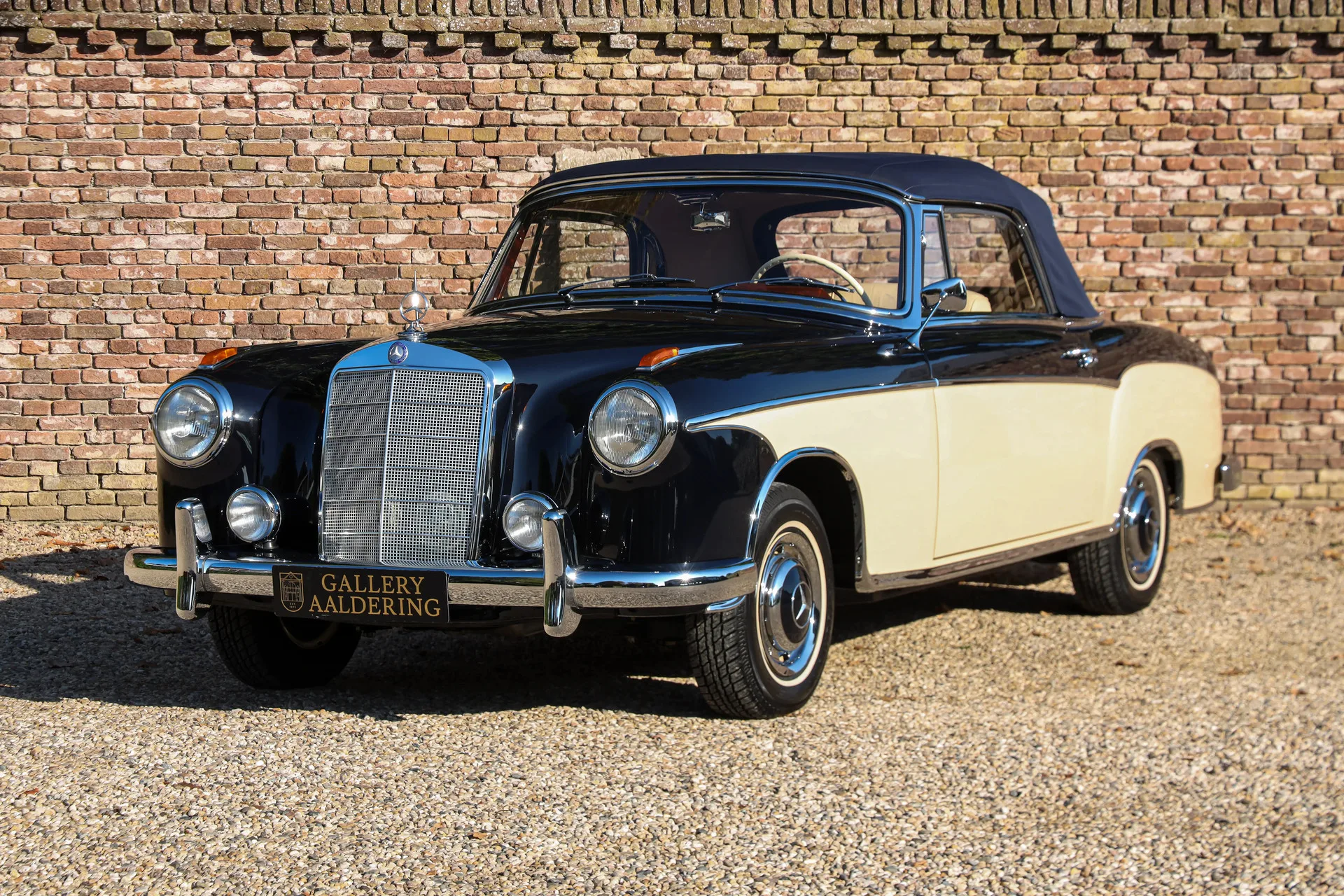 1956 Mercedes-Benz 220 S Cabriolet, 10/30