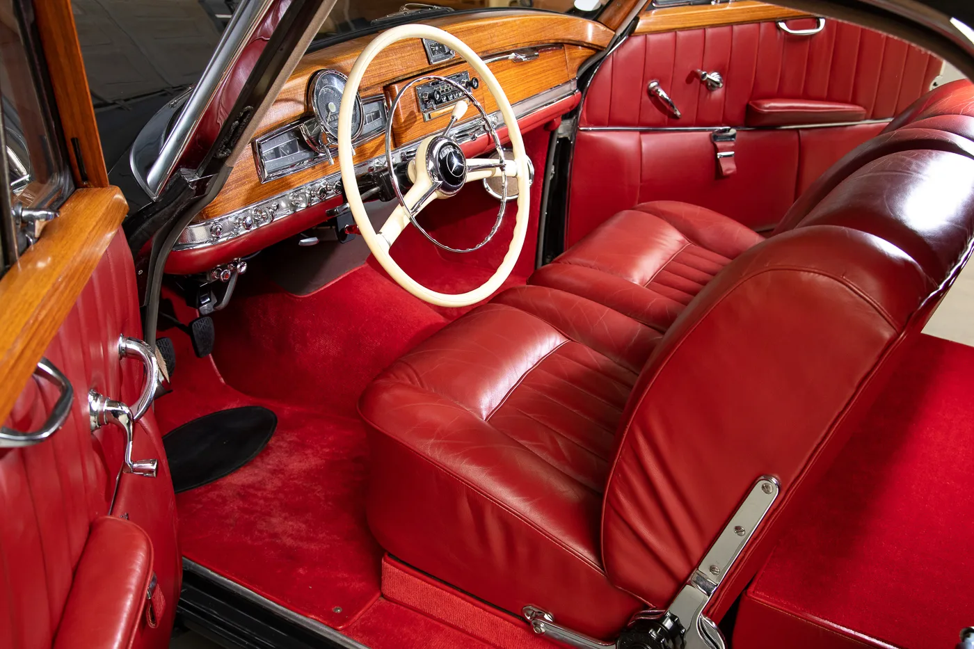 1956 Mercedes-Benz 300 SC Coupé, 16/24