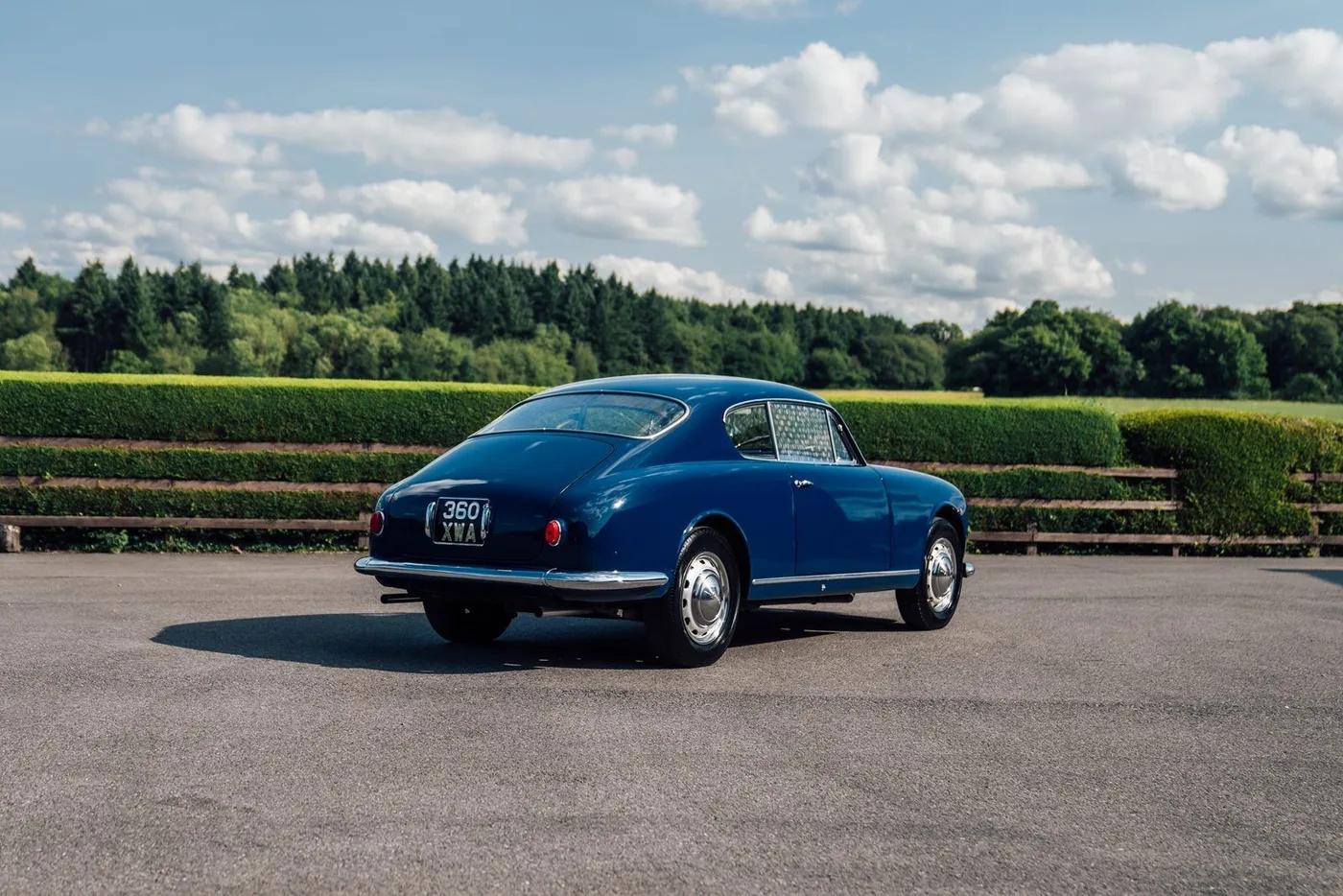 1957 Lancia Aurelia B20S GT offered by a specialist dealer in Chorleywood, United Kingdom, photo 2 of 15