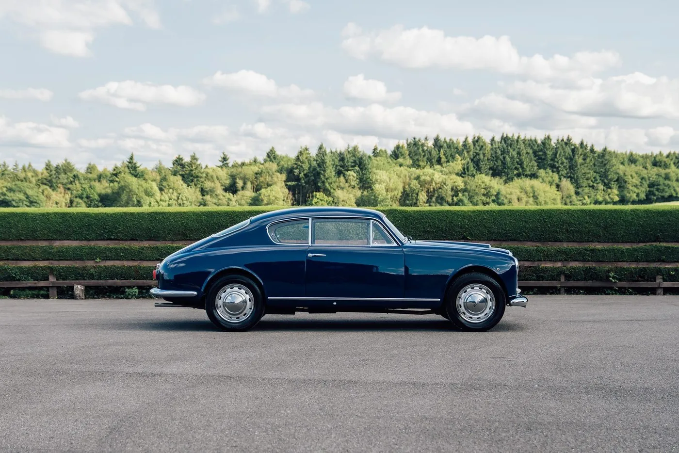 1957 Lancia Aurelia B20S GT offered by a specialist dealer in Chorleywood, United Kingdom, photo 7 of 15