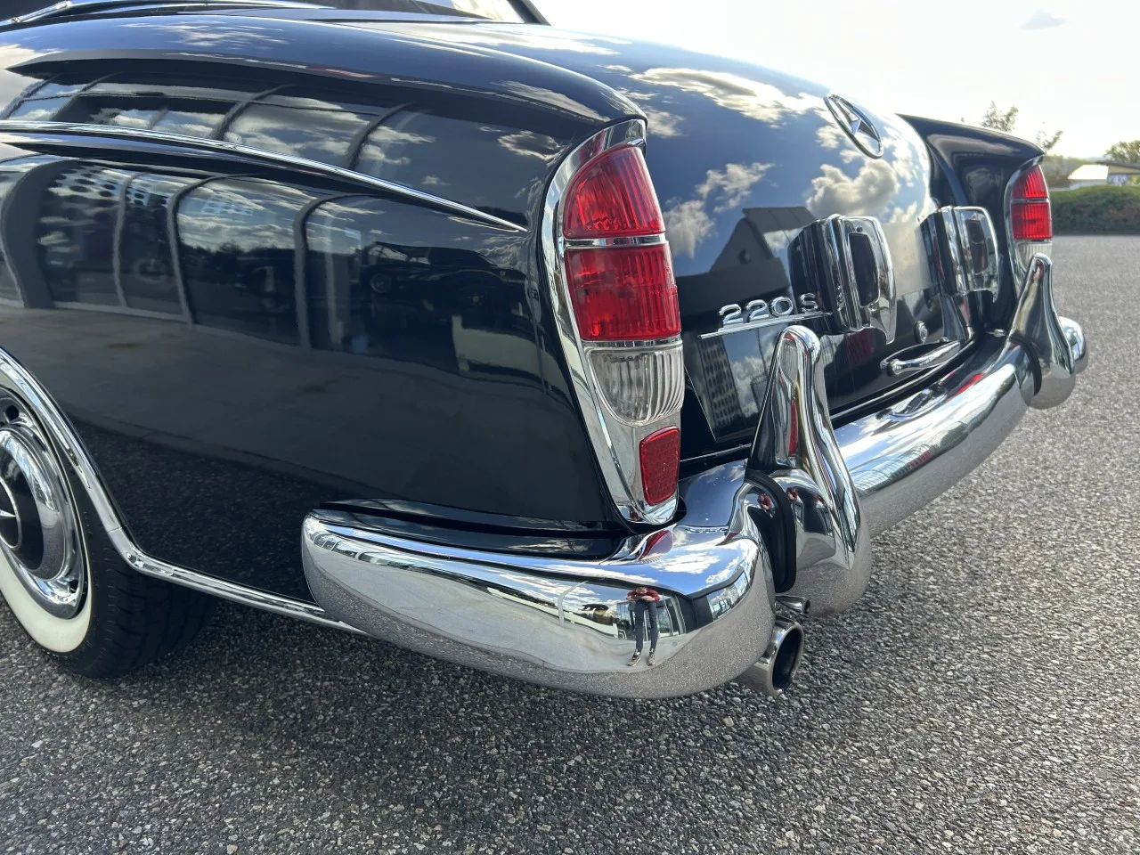 1957 Mercedes-Benz 220 S Ponton Cabriolet, 10/28