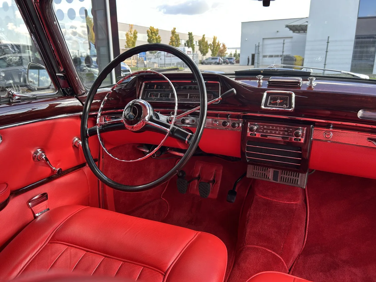 1957 Mercedes-Benz 220 S Ponton Cabriolet, 15/28