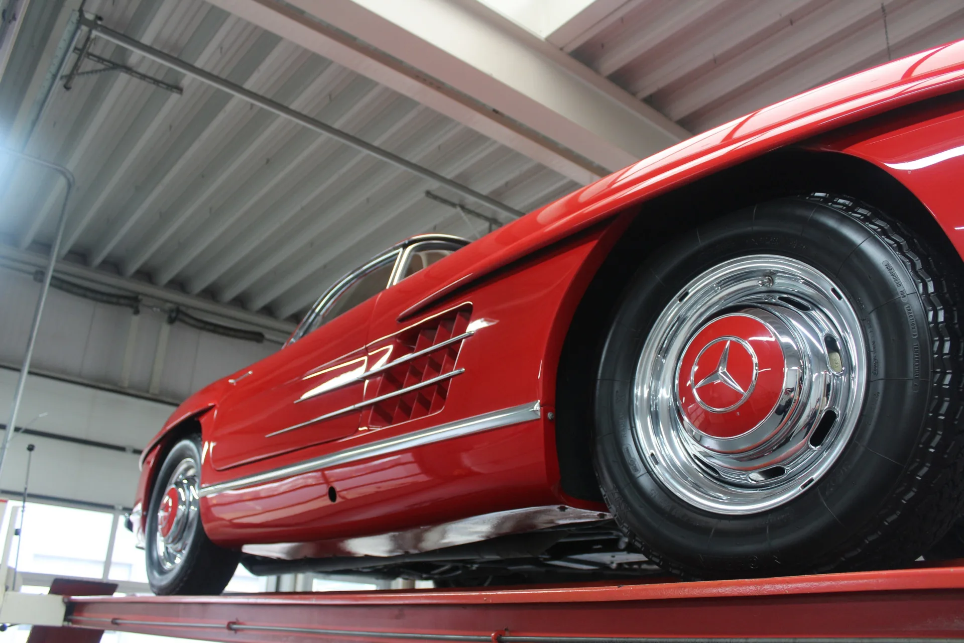 1957 Mercedes-Benz 300 SL Roadster, 9/30