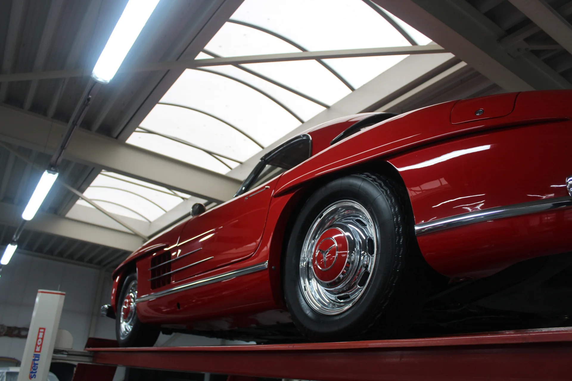 1957 Mercedes-Benz 300 SL Roadster, 10/30