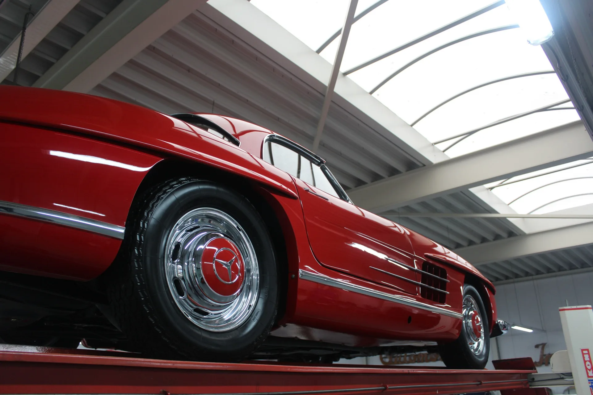 1957 Mercedes-Benz 300 SL Roadster, 11/30