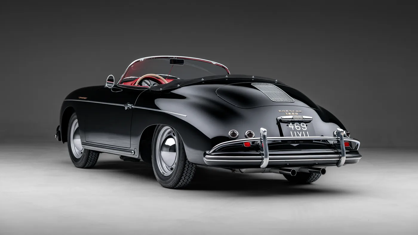 1957 Porsche 356 T1 Speedster proposée par un concessionnaire spécialisé à Sunningdale, Royaume-Uni, photo 4 sur 10
