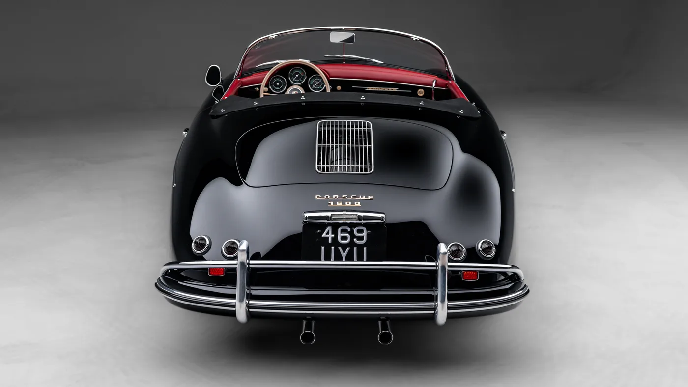 1957 Porsche 356 T1 Speedster proposée par un concessionnaire spécialisé à Sunningdale, Royaume-Uni, photo 7 sur 10
