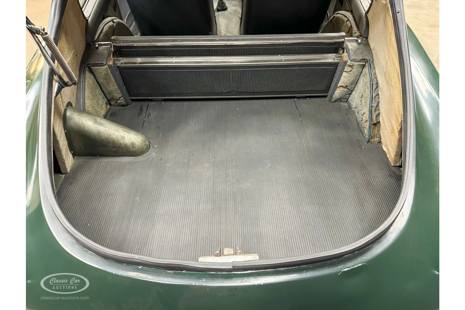 1958 Aston Martin DB Mark III, 21/30