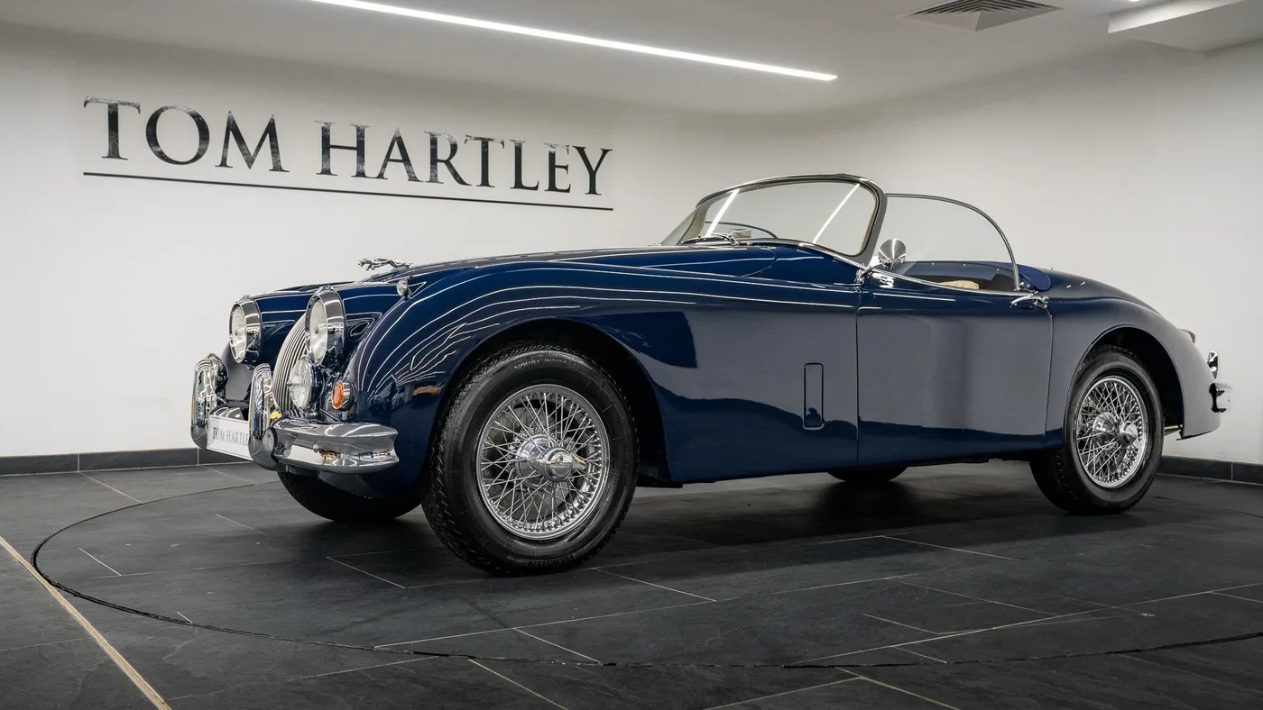 1958 Jaguar XK150 S 3.4 Roadster offered by a specialist dealer in Swadlincote, United Kingdom, photo 4 of 15