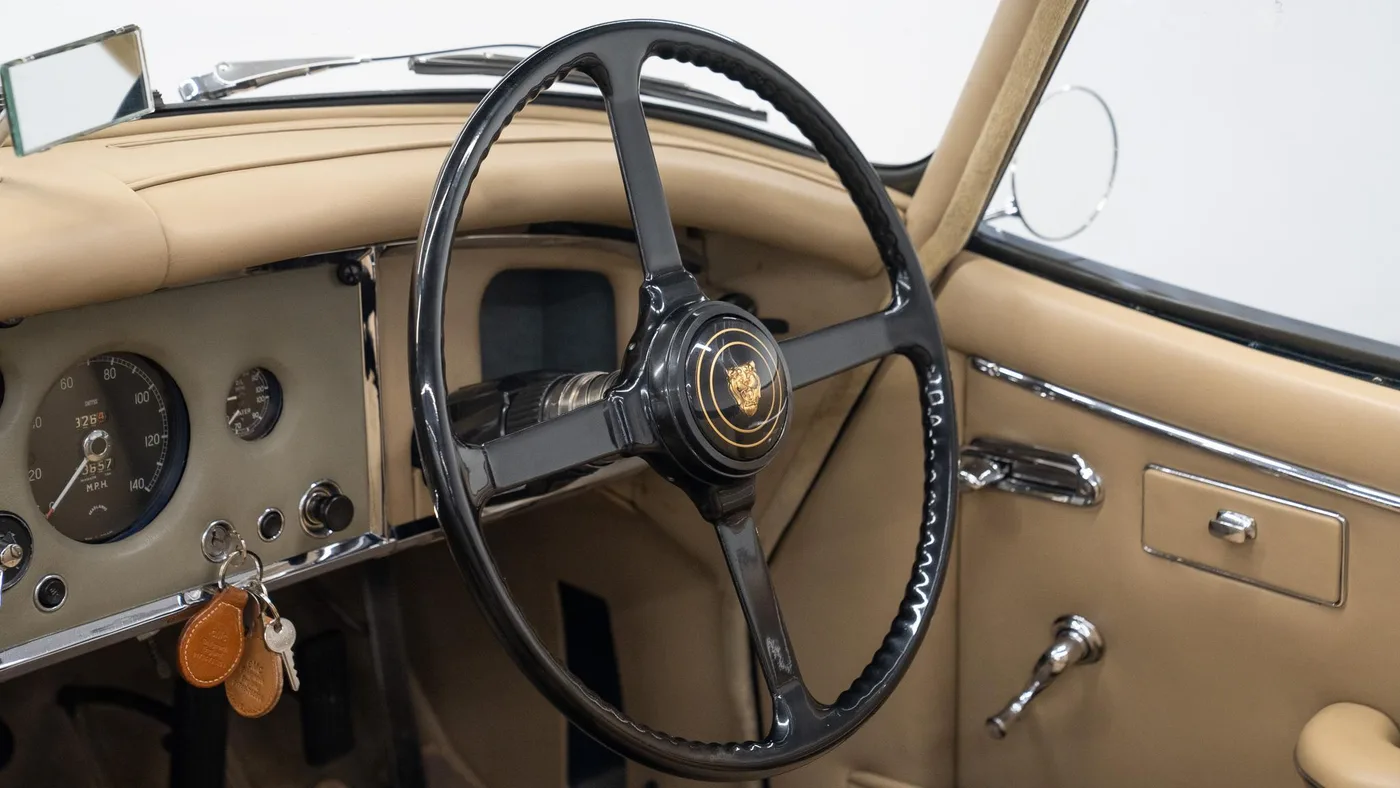 1958 Jaguar XK150 S 3.4 Roadster offered by a specialist dealer in Swadlincote, United Kingdom, photo 11 of 15