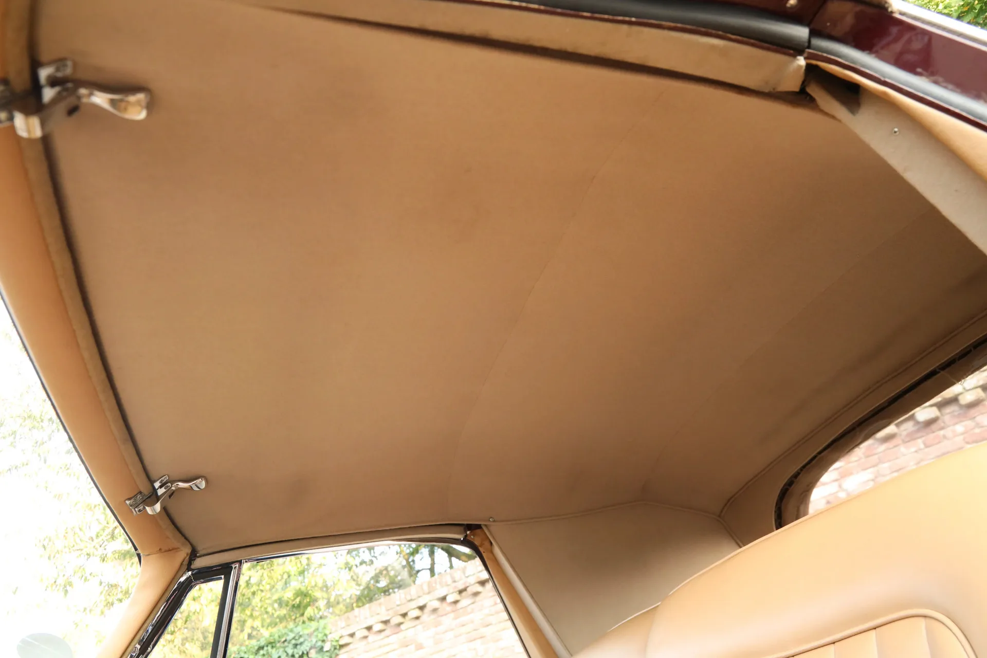 1958 Jaguar XK150 Drophead Coupe 3.4 SE, 29/30
