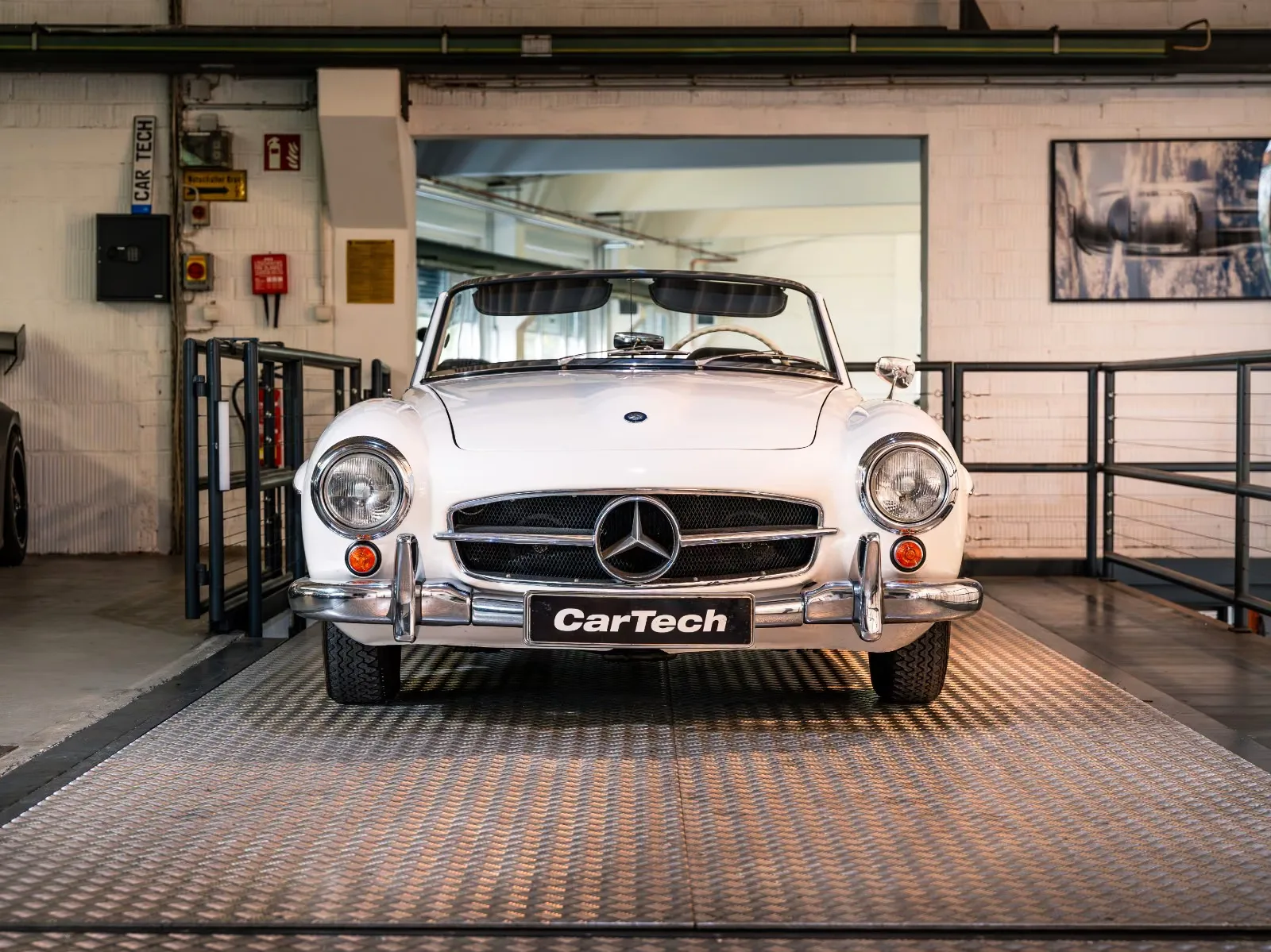 1958 Mercedes-Benz 190 SL, 5/23