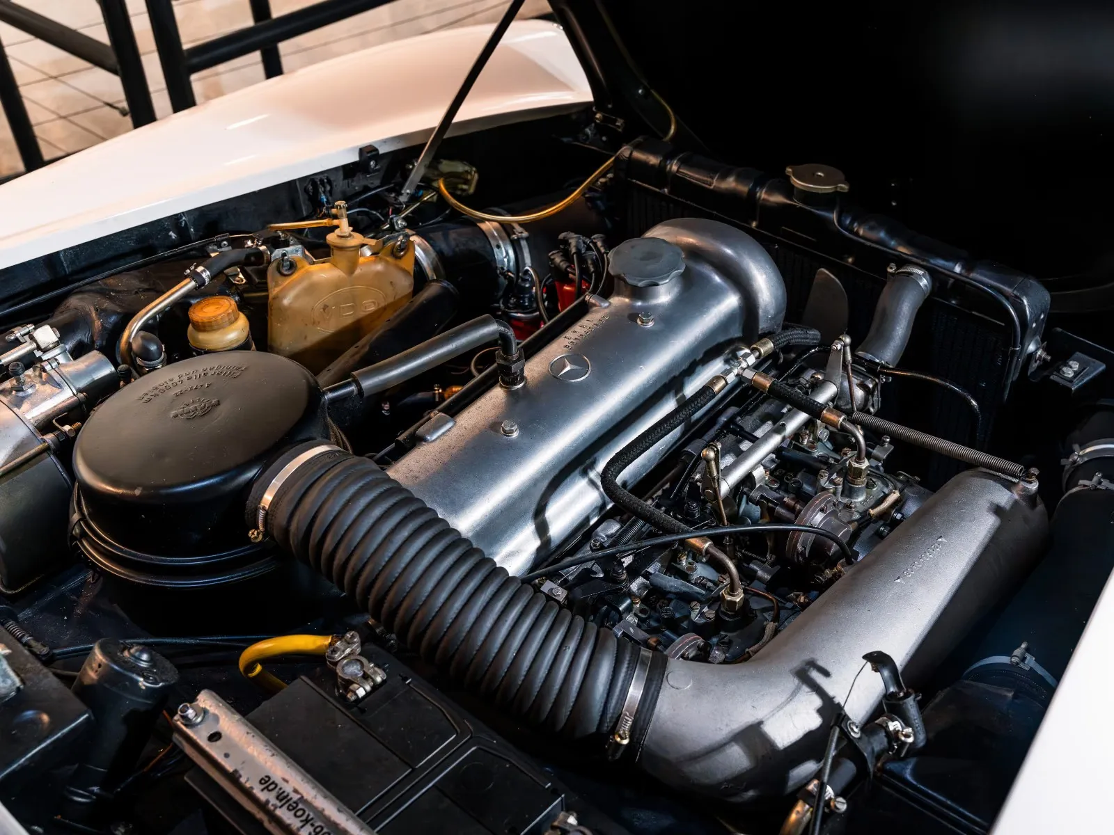 1958 Mercedes-Benz 190 SL, 14/23