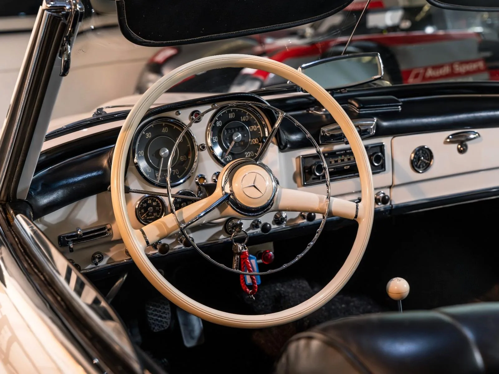 1958 Mercedes-Benz 190 SL, 15/23