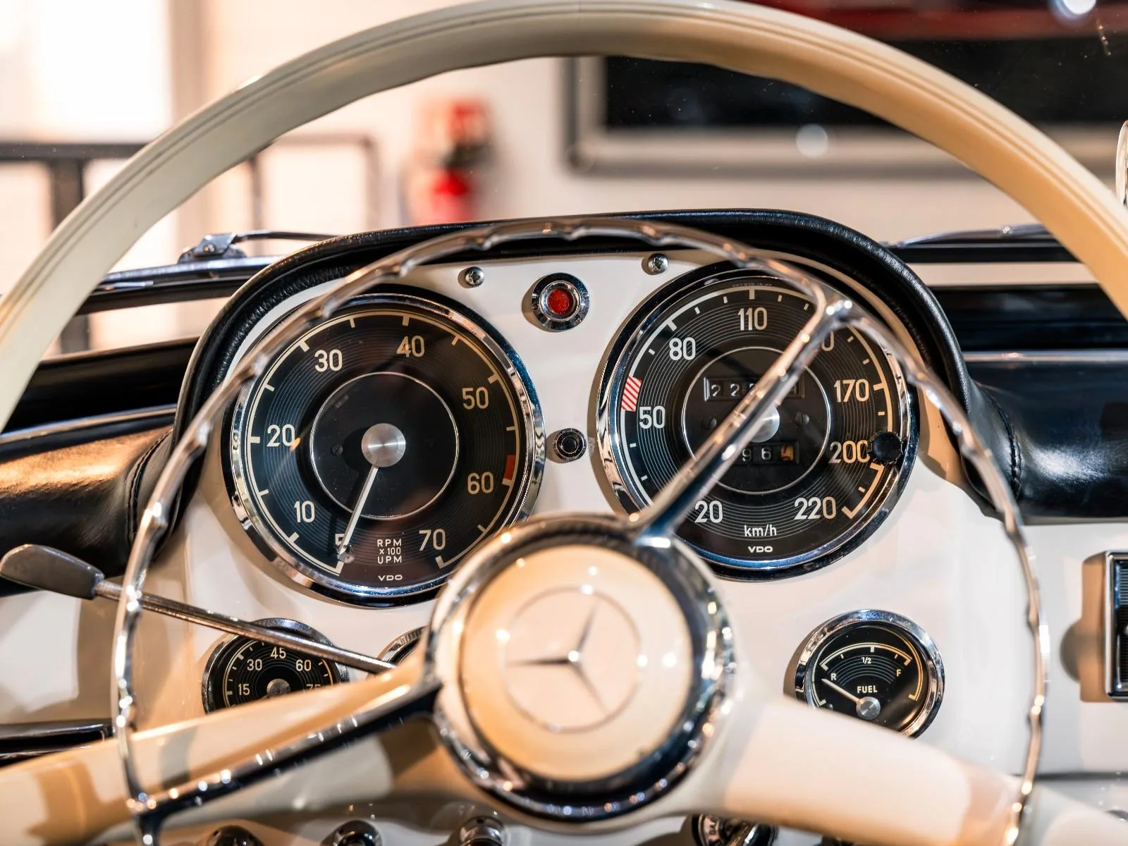 1958 Mercedes-Benz 190 SL, 23/23