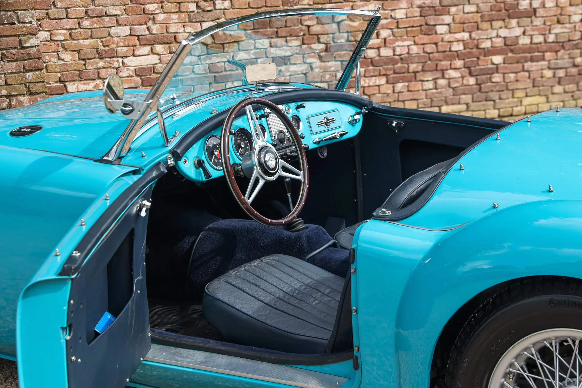 1958 MG MGA Roadster, 25/30