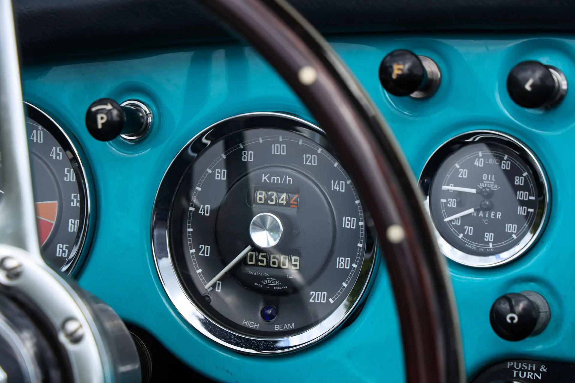 1958 MG MGA Roadster, 28/30