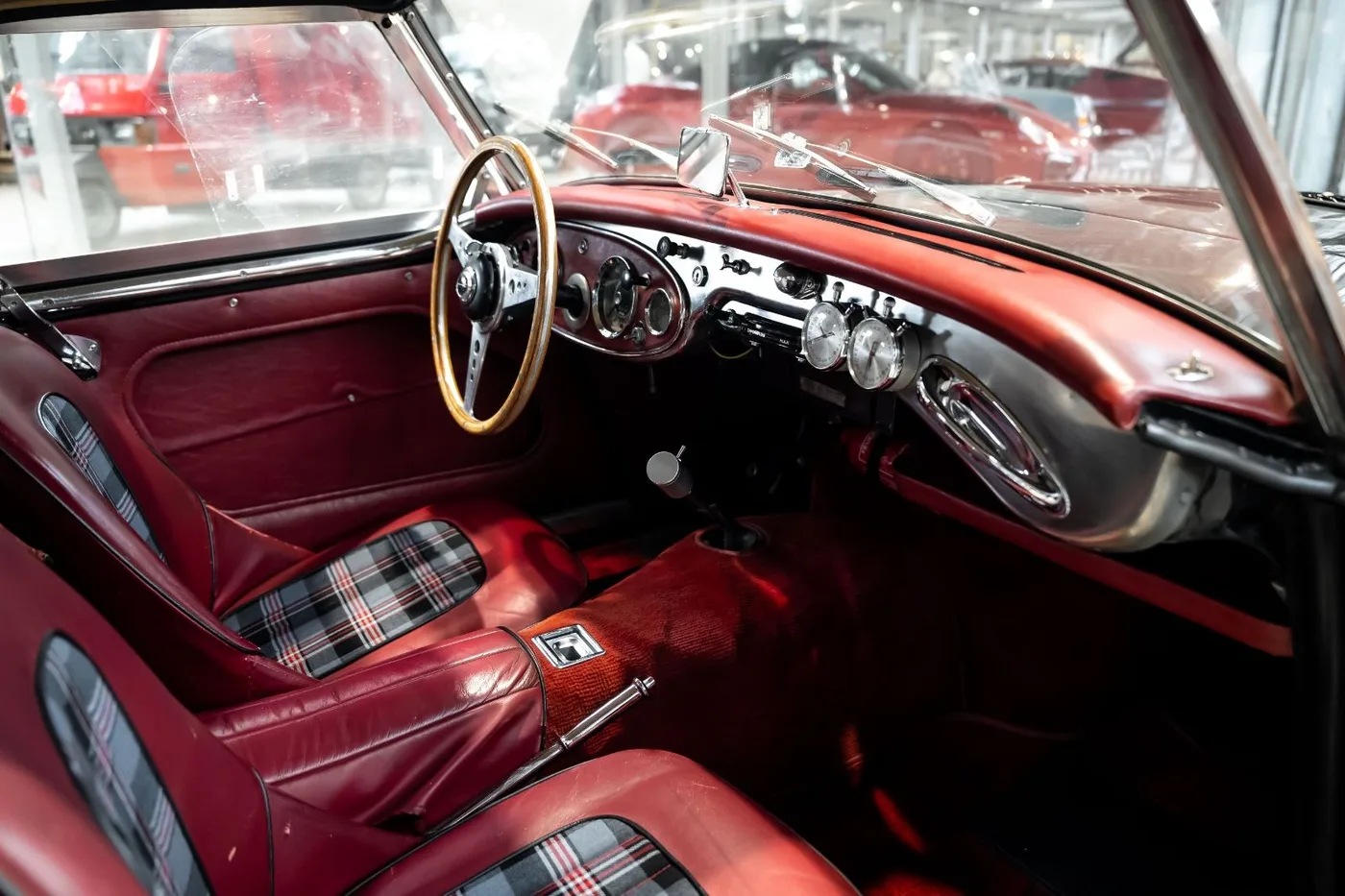 1959 Austin Healey 100/6 BN4 offered by a specialist dealer in Neuss, Germany, photo 9 of 25