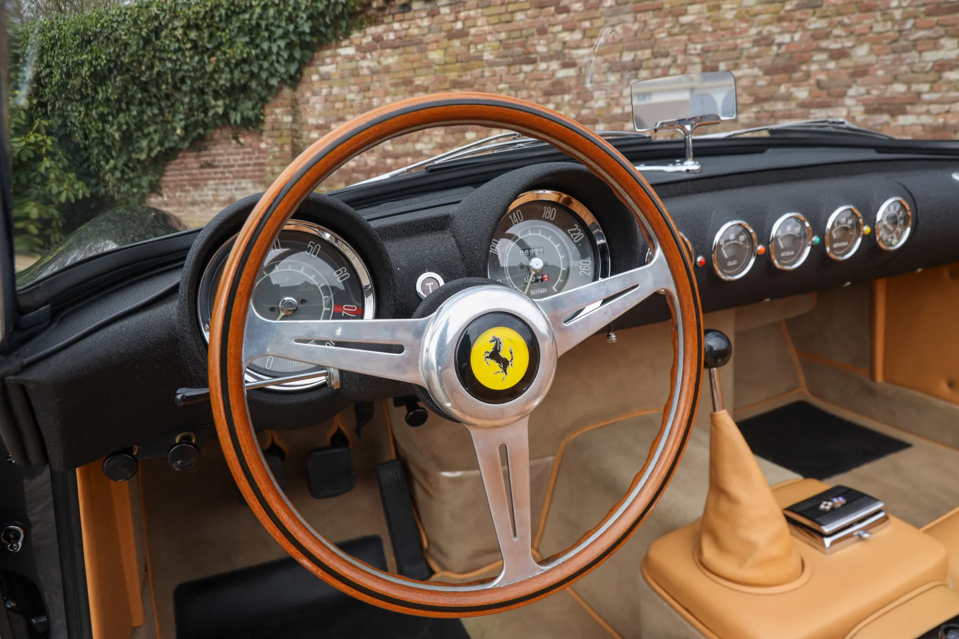 1959 Ferrari 250 GT Cabriolet Series I Recreation, 28/30