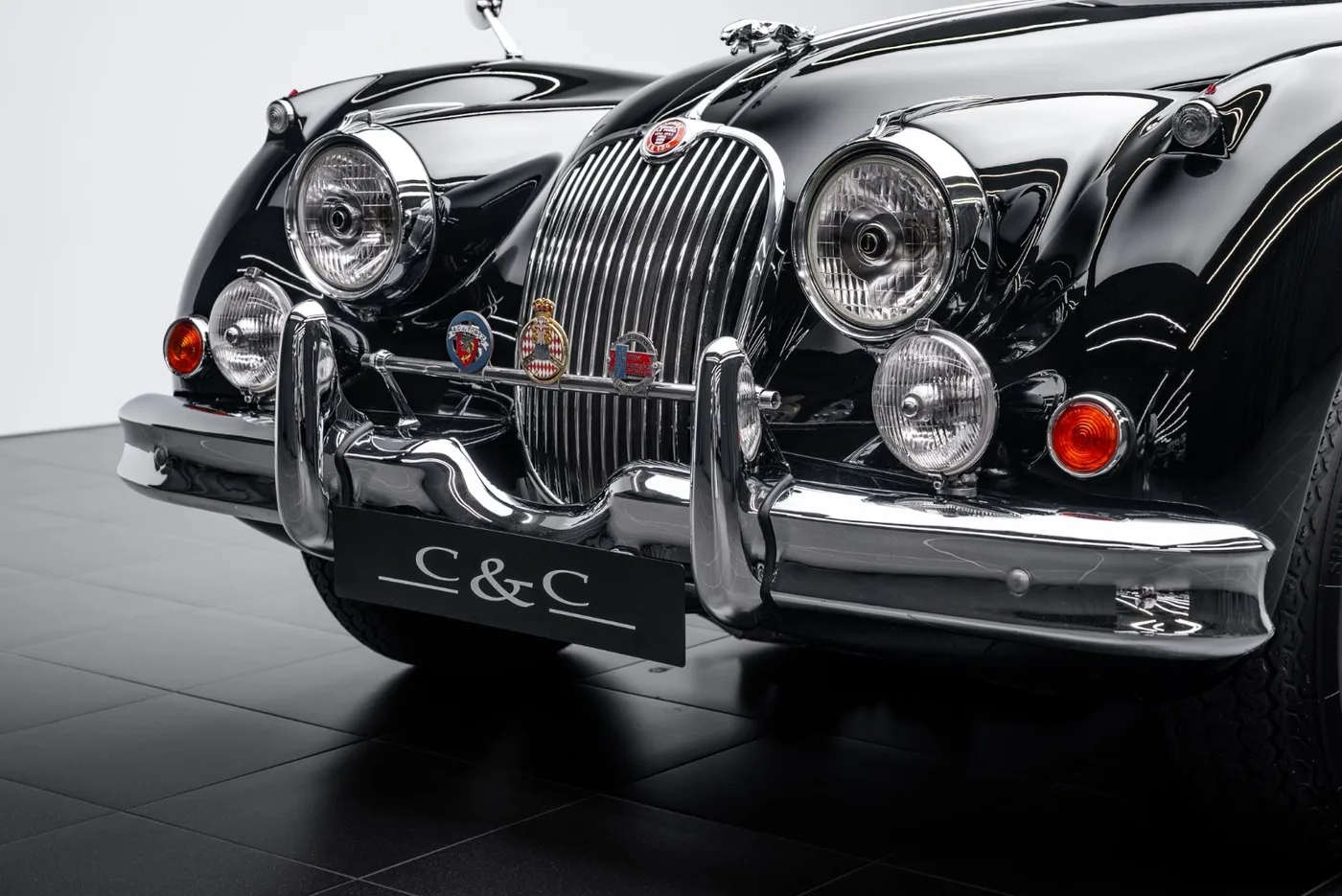 1959 Jaguar XK150 S OTS angeboten von einem Fachhändler in Putzbrunn, Deutschland, Foto 5 von 15