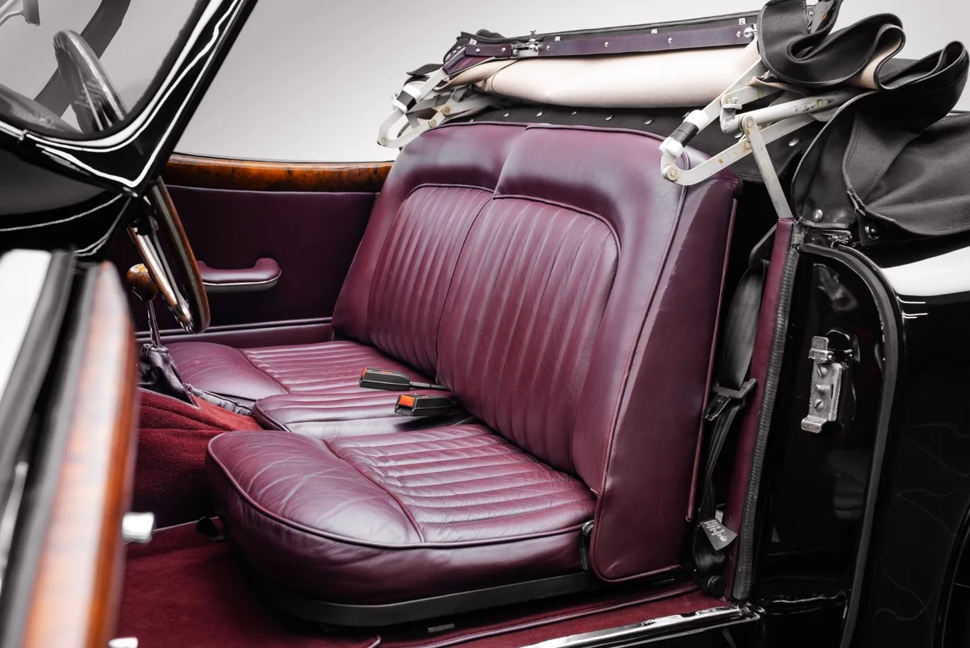 1959 Jaguar XK150 S OTS angeboten von einem Fachhändler in Putzbrunn, Deutschland, Foto 8 von 15