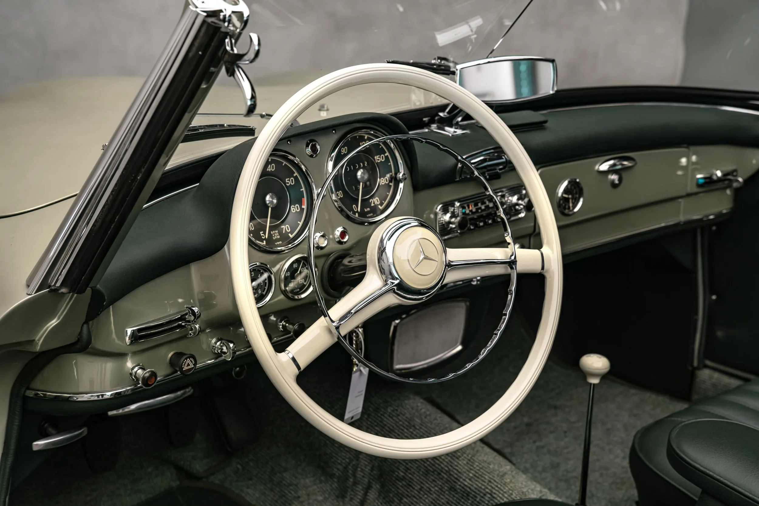 1959 Mercedes-Benz 190 SL, 18/22