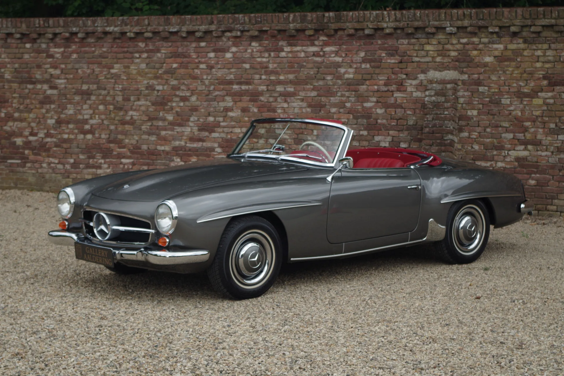 1959 Mercedes-Benz 190 SL offered by a specialist dealer in Brummen, Netherlands, main photo