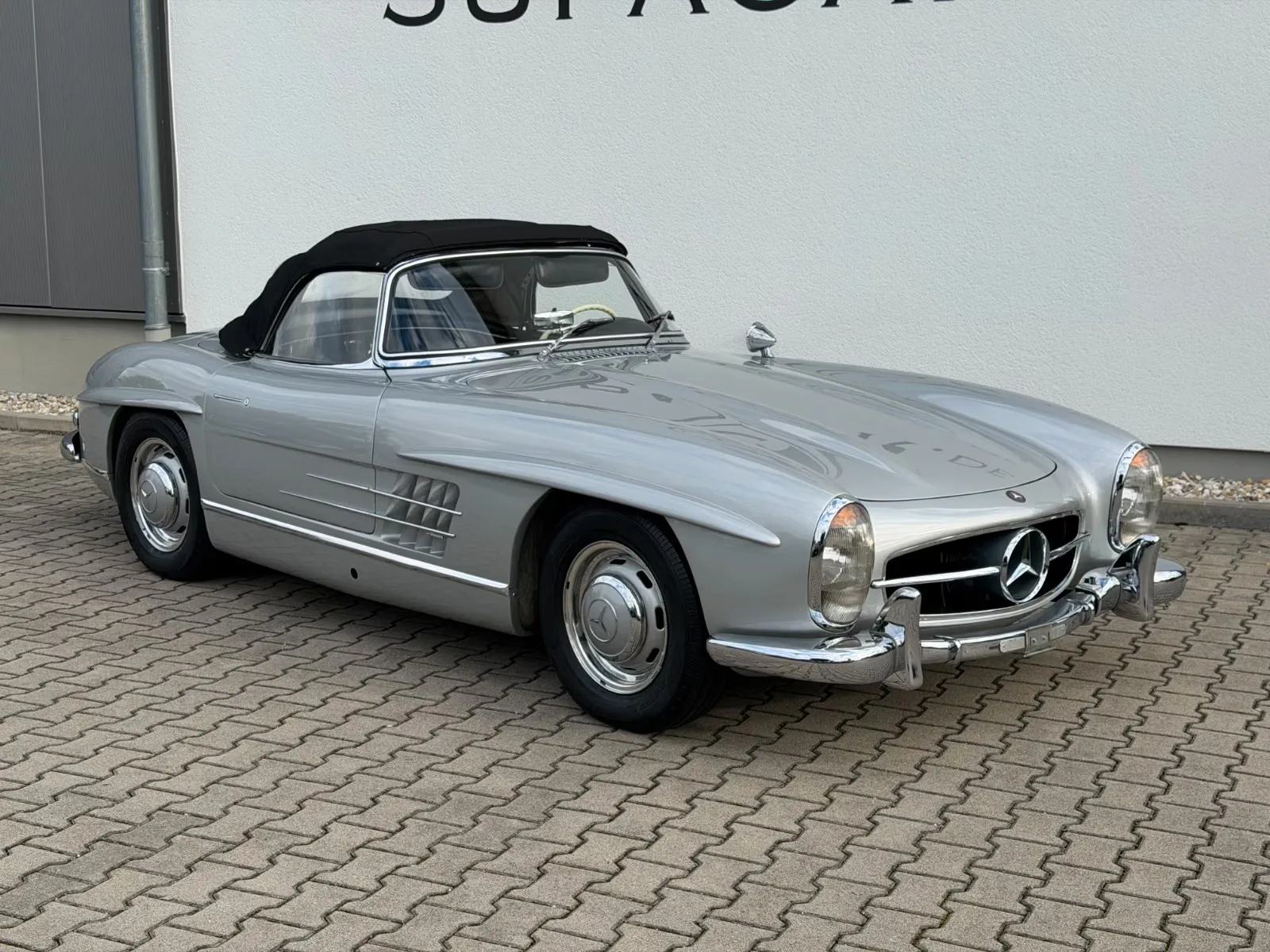 1959 Mercedes-Benz 300 SL Roadster, 6/30