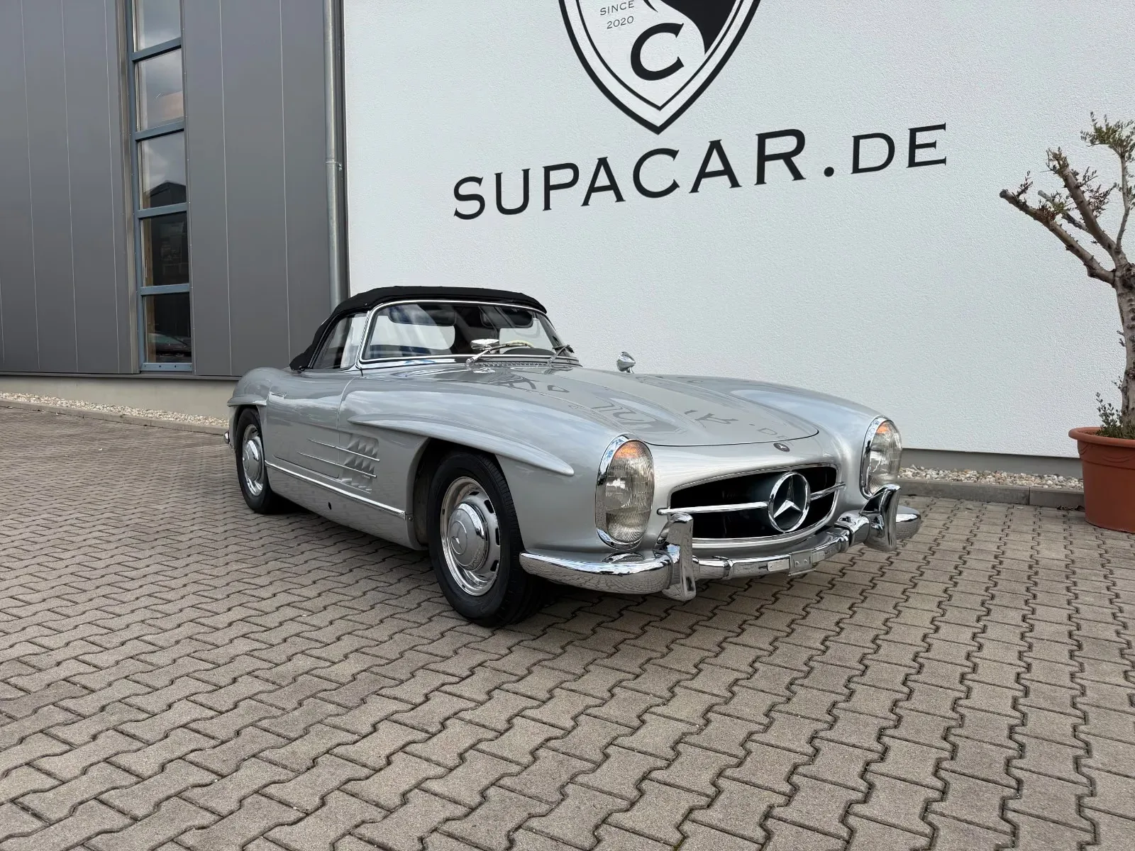 1959 Mercedes-Benz 300 SL Roadster, 13/30