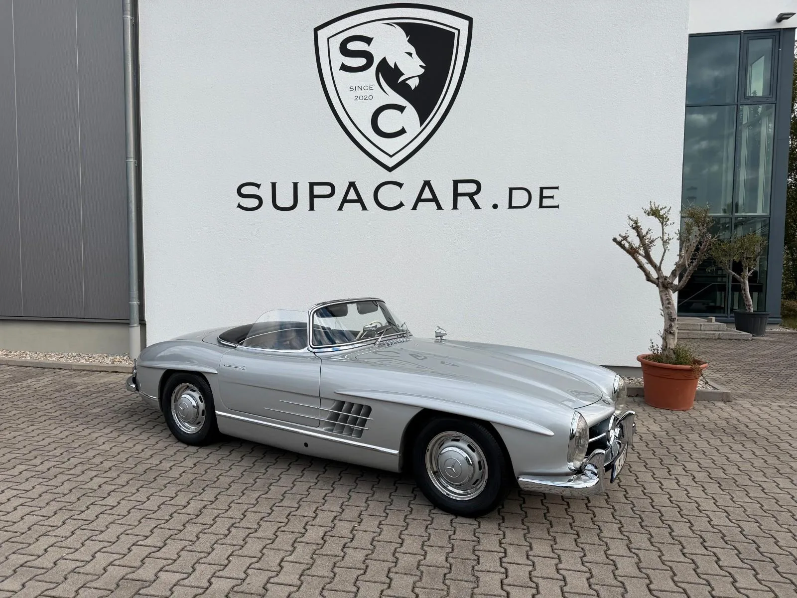 1959 Mercedes-Benz 300 SL Roadster, 22/30