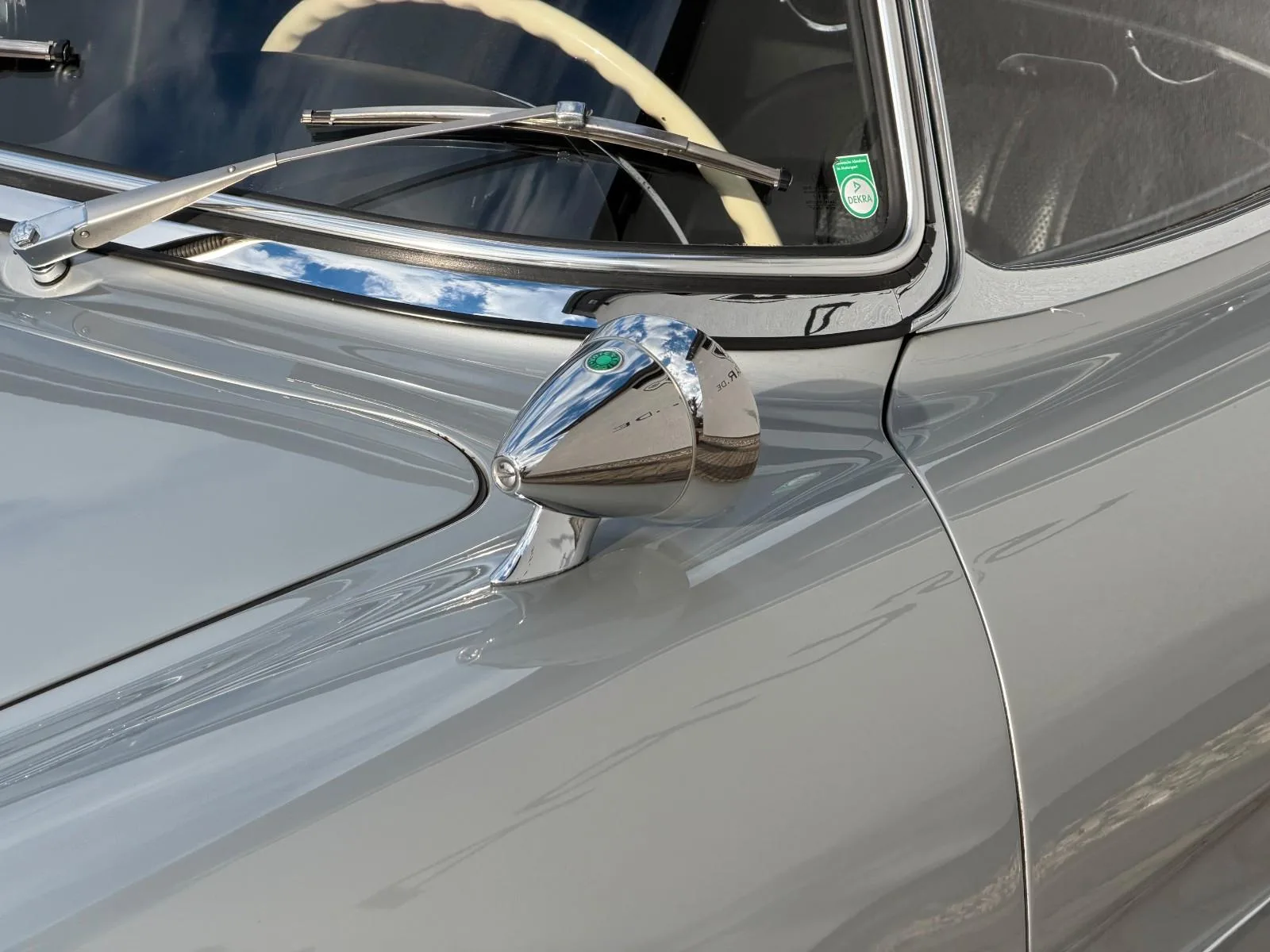 1959 Mercedes-Benz 300 SL Roadster, 24/30