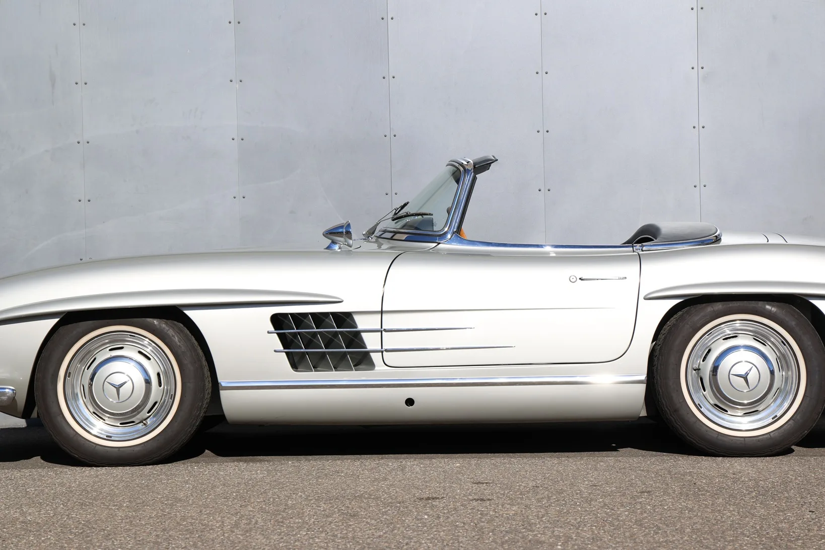 1959 Mercedes-Benz 300 SL Roadster, 16/30
