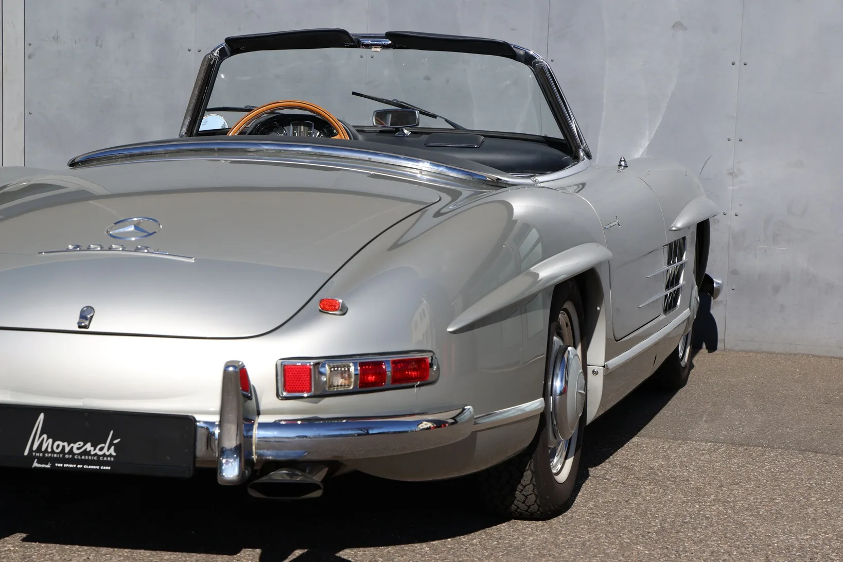 1959 Mercedes-Benz 300 SL Roadster, 23/30