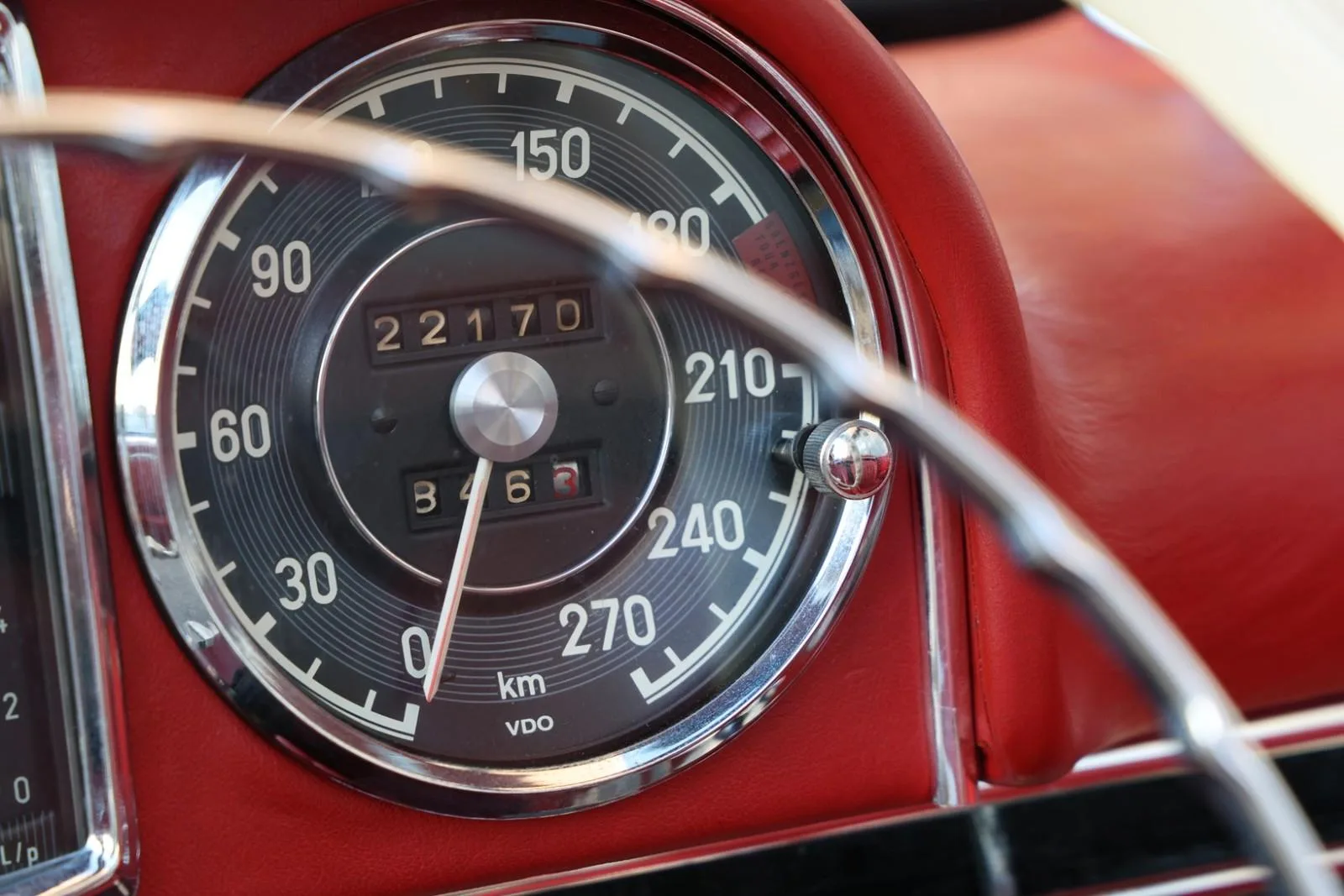 1959 Mercedes-Benz 300 SL Roadster, 21/24