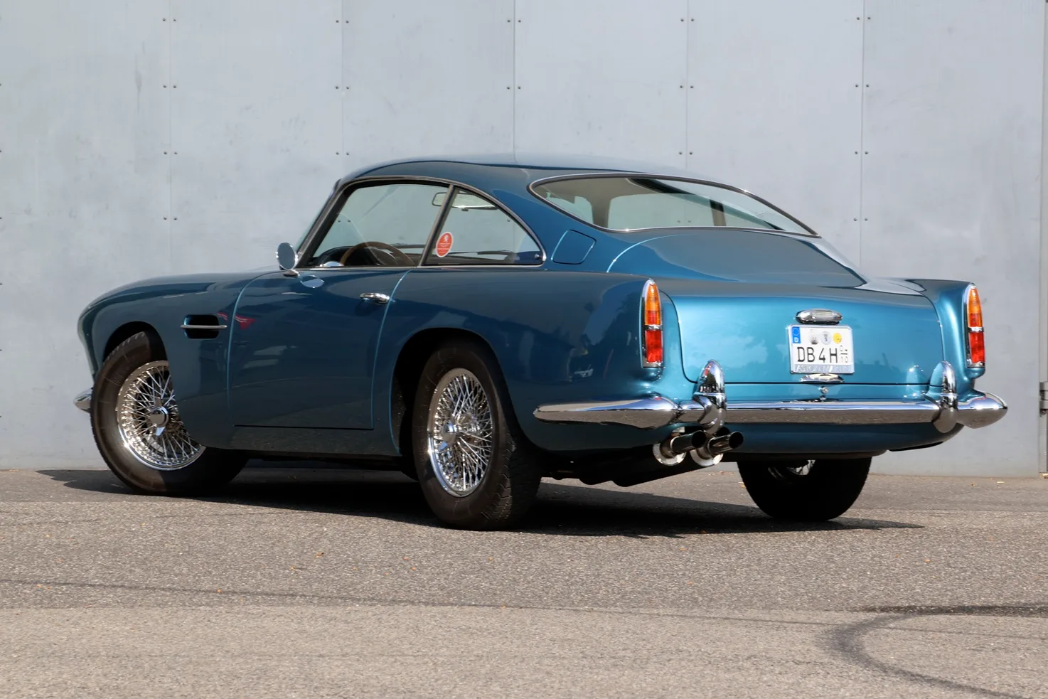 1960 Aston Martin DB4 Series 1, 22/30
